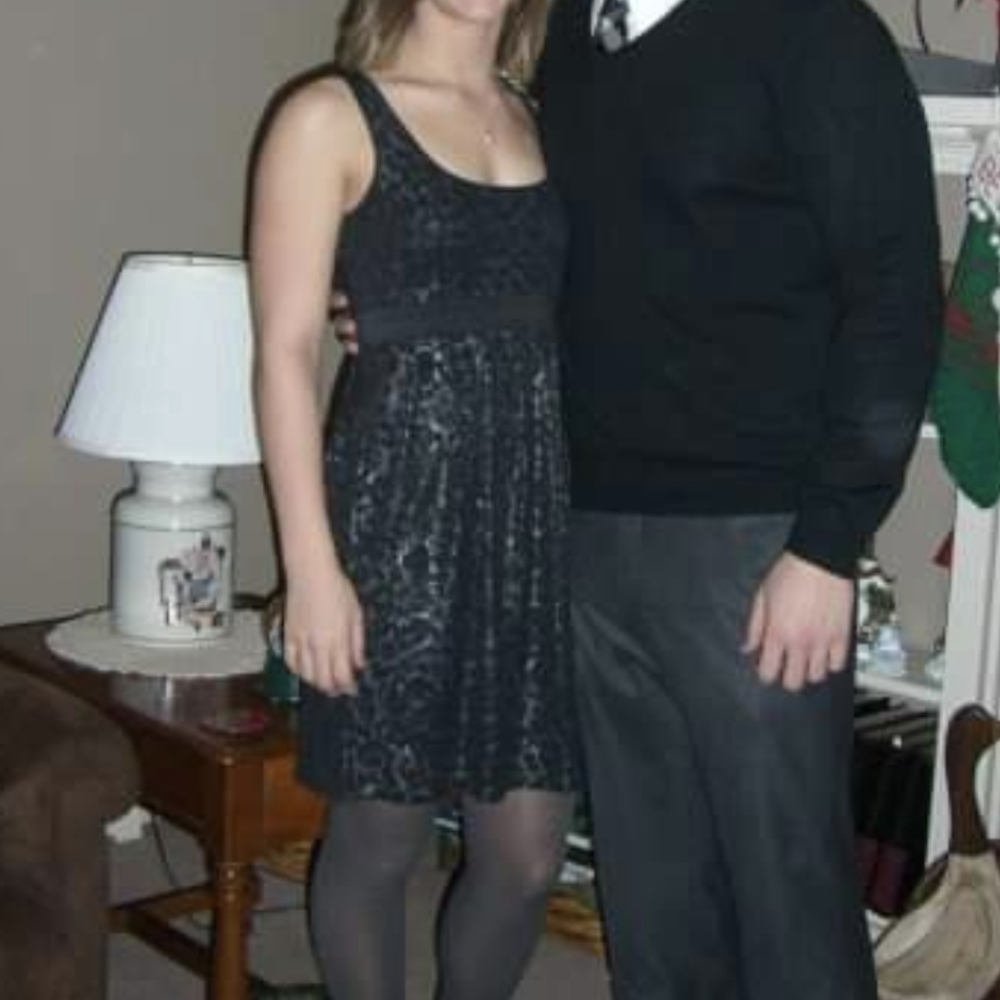 Express Dress - Picture 3 of 3